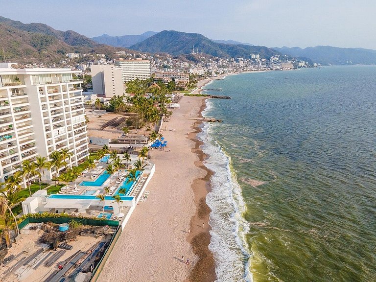 Condo Frente al Mar · Alberca, Jacuzzi y Vistas