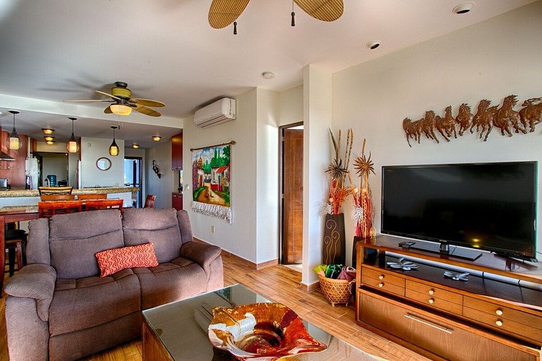 Vista al Mar, Terraza, Piscina y Acceso a la Playa