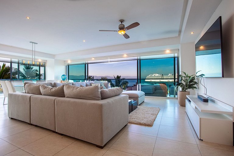 Condominio frente al mar con alberca infinity y vista