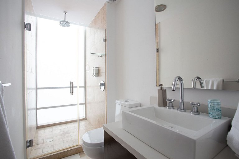 Condominio frente al mar con alberca infinity y vista