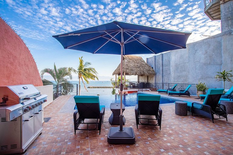 Bay of Banderas Views, Private Pool & Beach Access