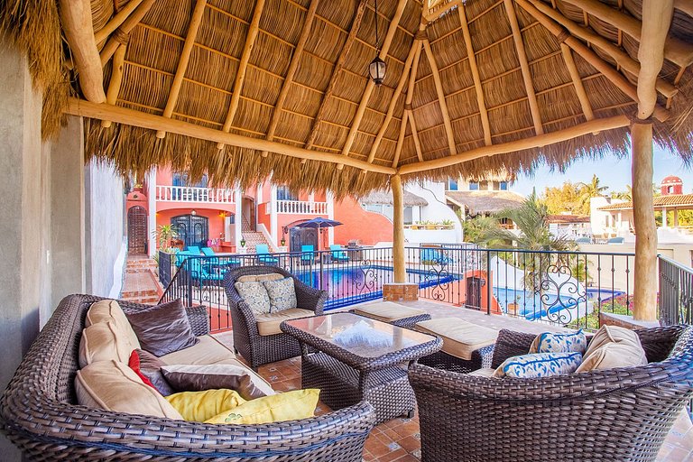 Bay of Banderas Views, Private Pool & Beach Access