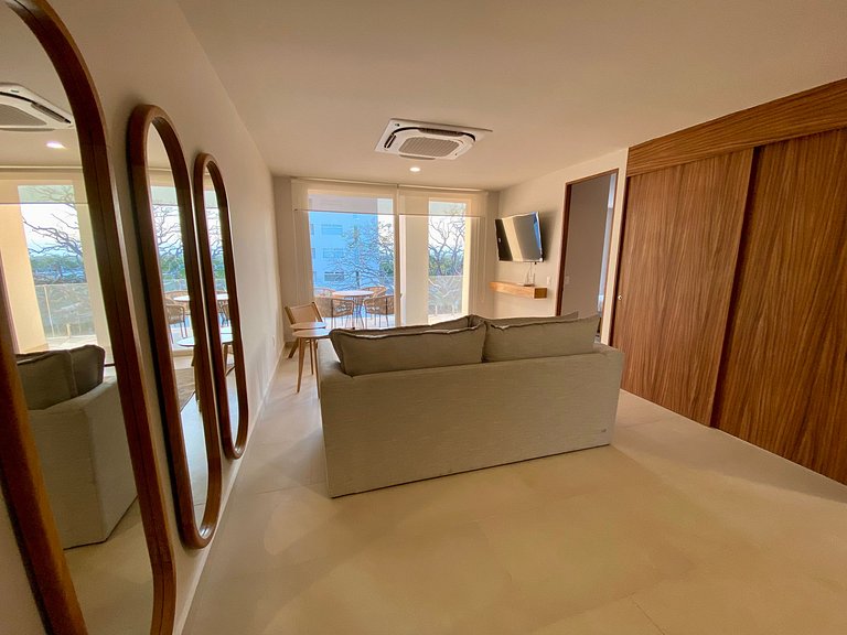 NEW Green District with Pool, 10min Walk to Beach!