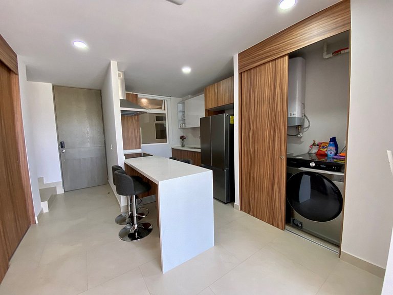 Relaxing Coastal Stay with Pool Near the Beach