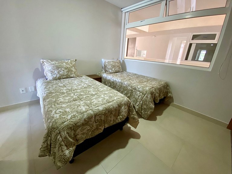 Relaxing Coastal Stay with Pool Near the Beach