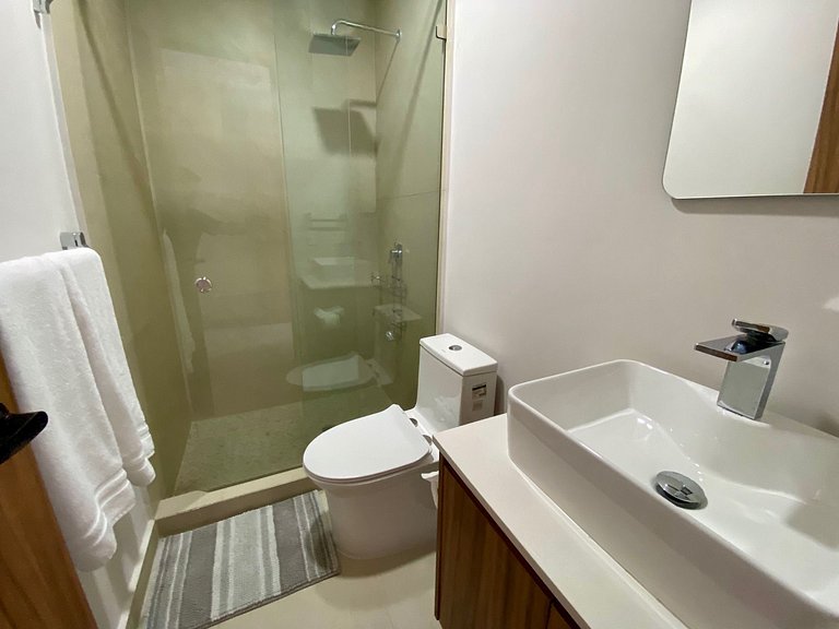 Relaxing Coastal Stay with Pool Near the Beach