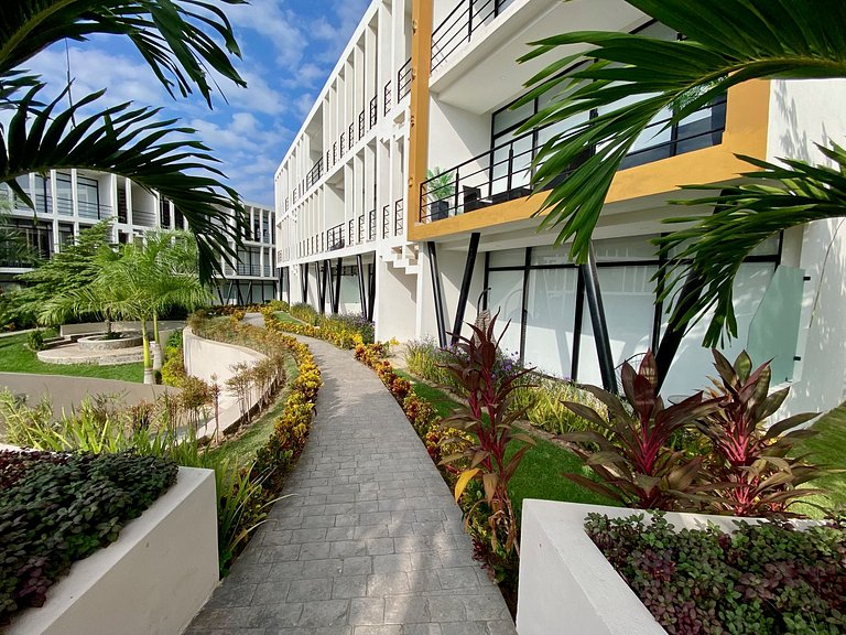 Condo en Nuevo Vallarta, Alberca y Patio Privado