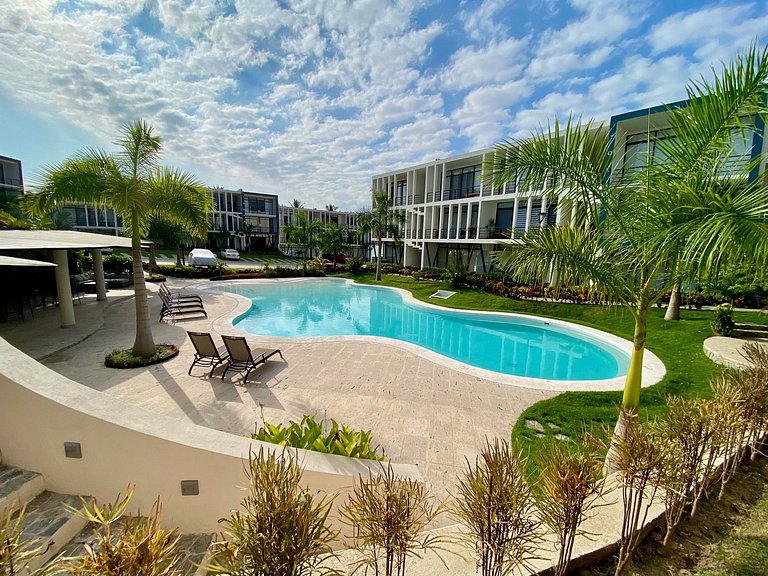 Condo en Nuevo Vallarta, Alberca y Patio Privado