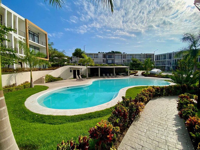 Nuevo Vallarta Condo with Pool & Private Patio