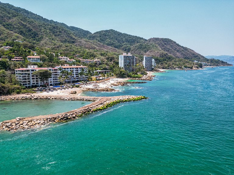 Moderno y exclusivo frente al mar. Playa Esmeralda