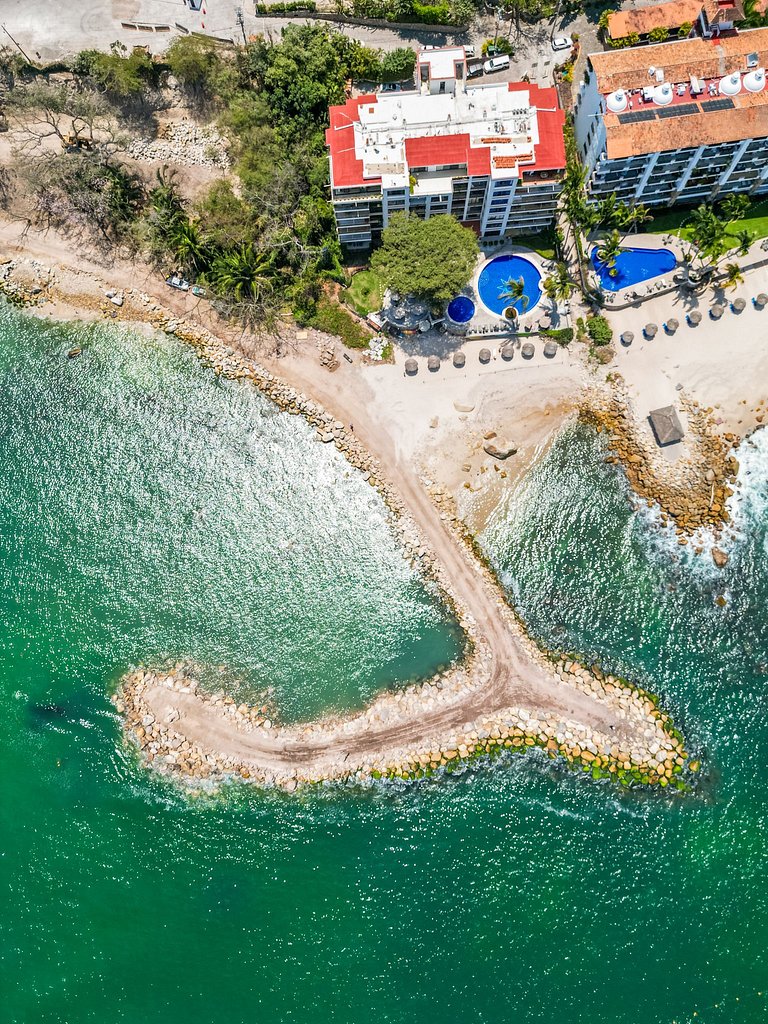 Moderno y exclusivo frente al mar. Playa Esmeralda