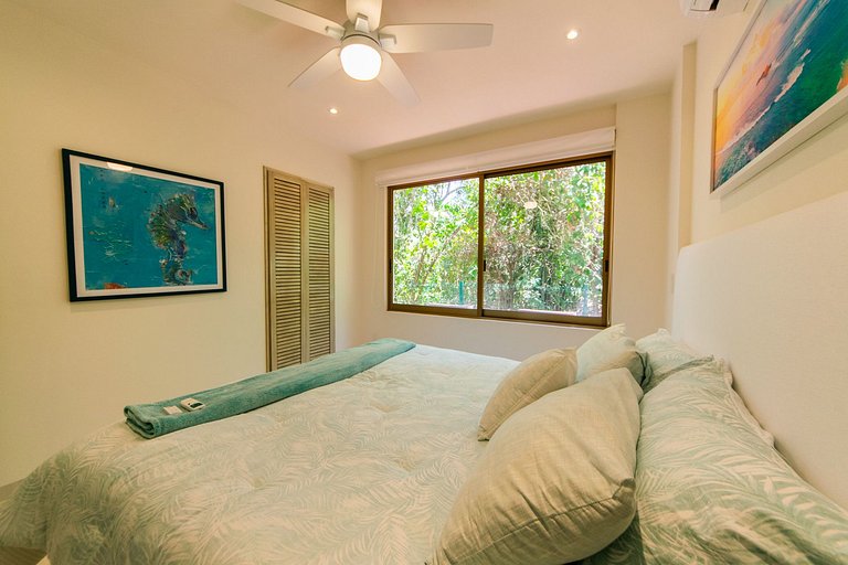 Oceanfront Condo w/ Private Terrace & Sunset Views
