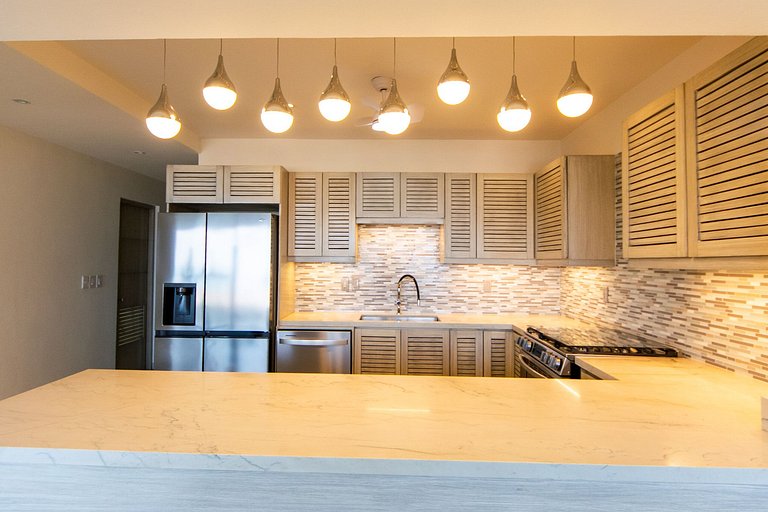 Oceanfront Condo w/ Private Terrace & Sunset Views