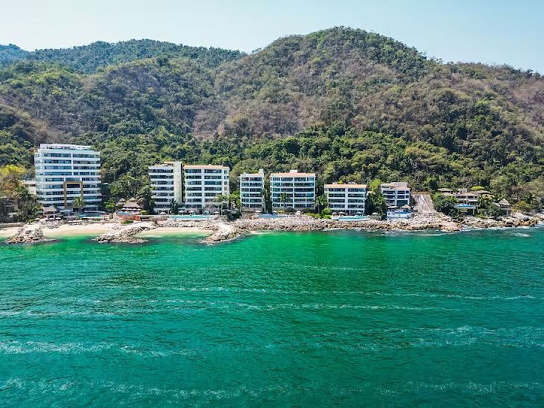 Condo Vista al Mar con Terraza, Alberca y Playa