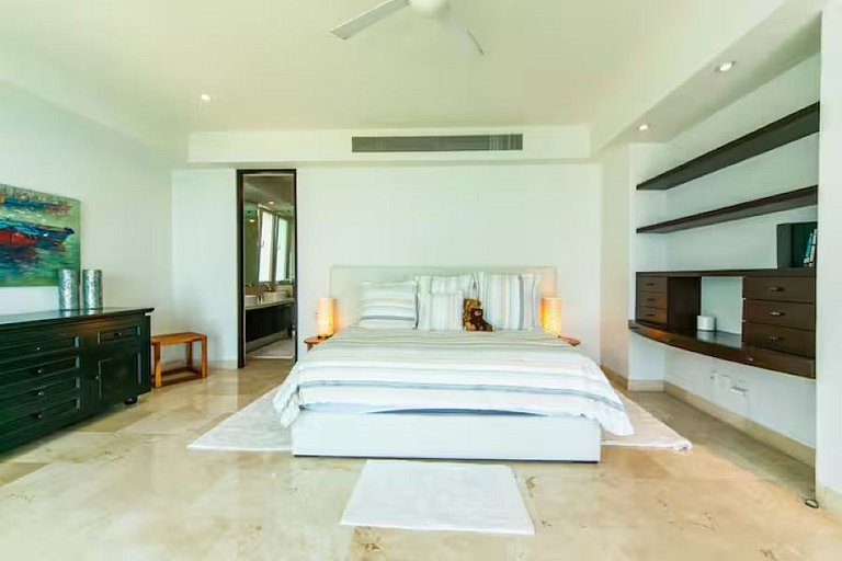 Escape to Paradise with Ocean Views & Pool Access
