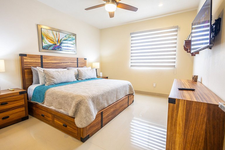 Modern Apartment w/ Pool, Gym, Near Vidanta World