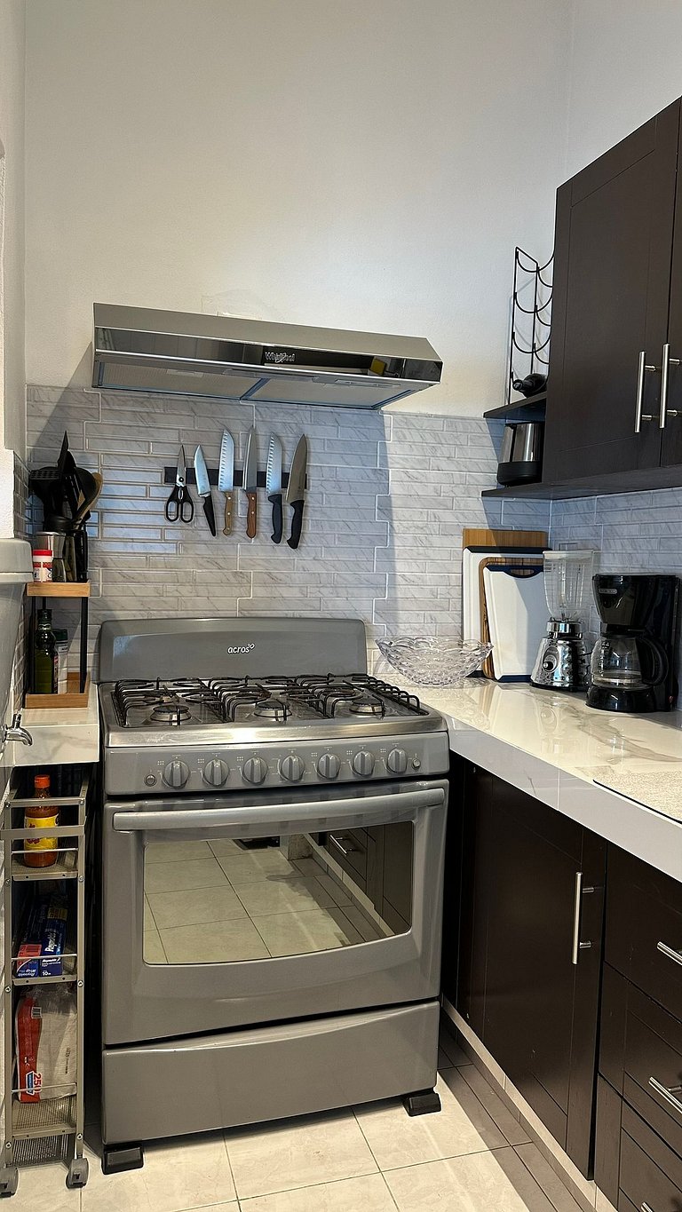 Condo con Alberca, Balcón y Asador · Zona Hotelera