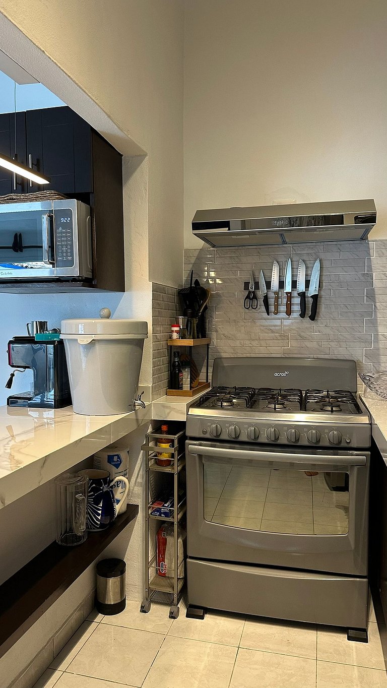 Condo con Alberca, Balcón y Asador · Zona Hotelera