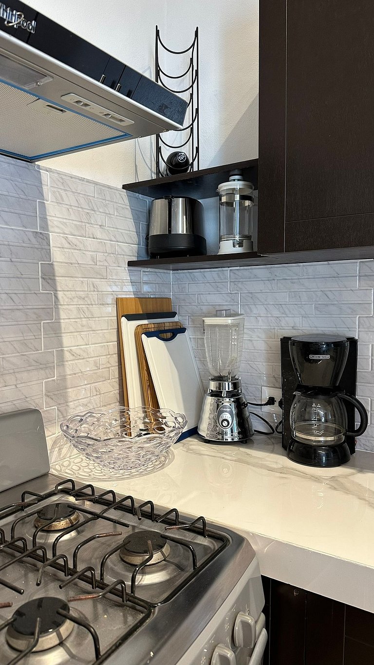 Condo con Alberca, Balcón y Asador · Zona Hotelera