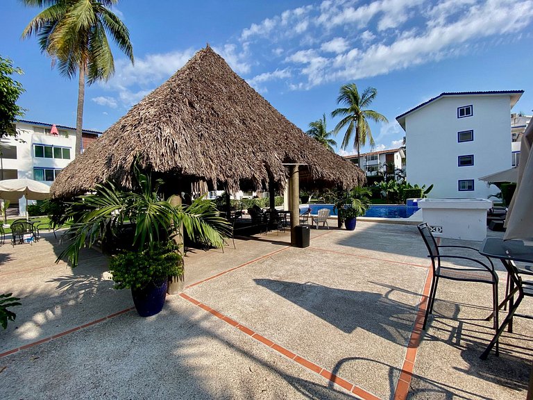 Poolside Condo with Balcony & BBQ · Hotel Zone