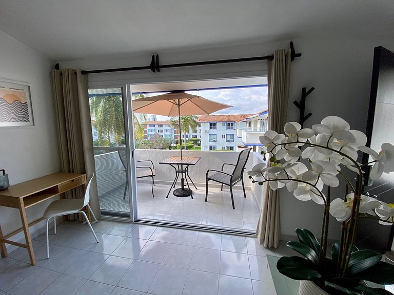 Condo con Alberca, Balcón y Asador · Zona Hotelera