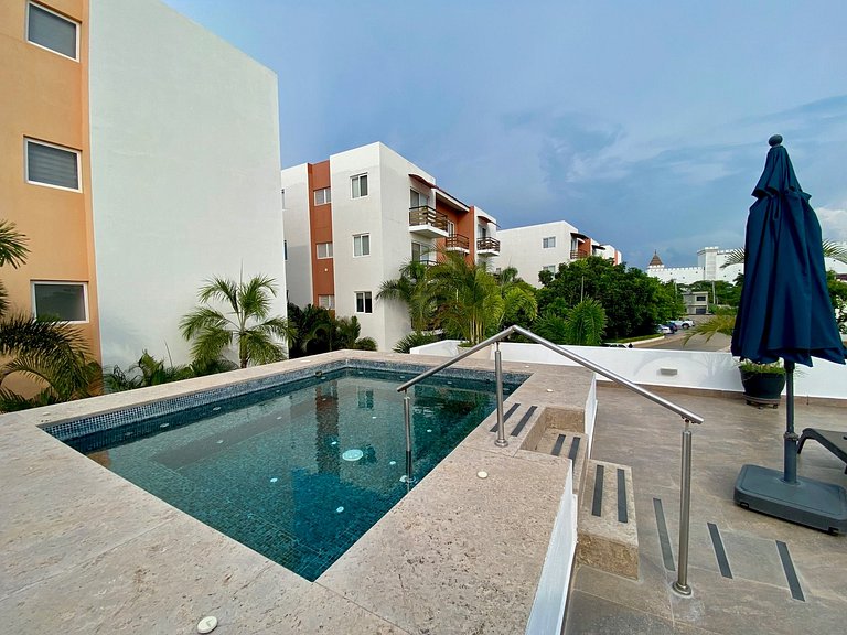 Modern Apartment w/ Pool, Gym, Near Vidanta World