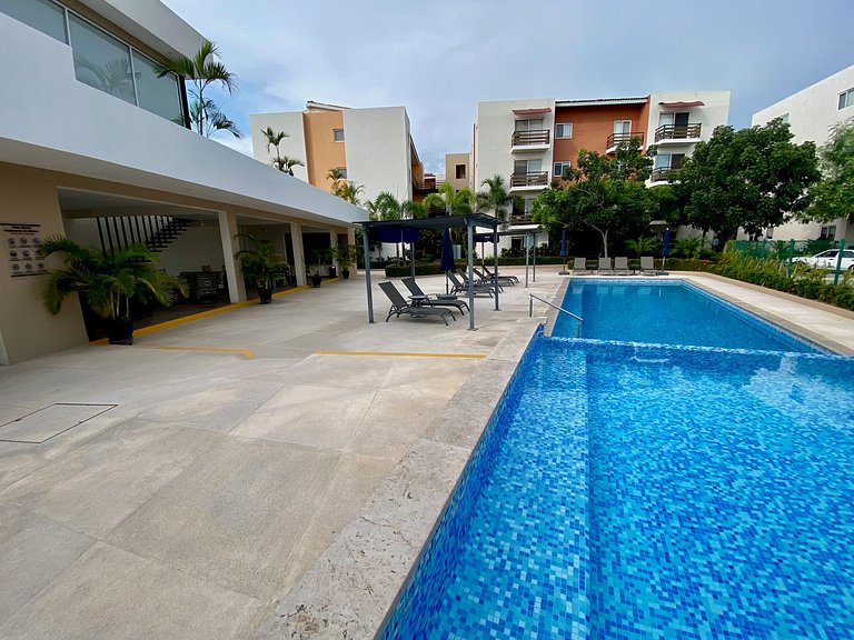 Apartamento Moderno con Alberca, Gimnasio