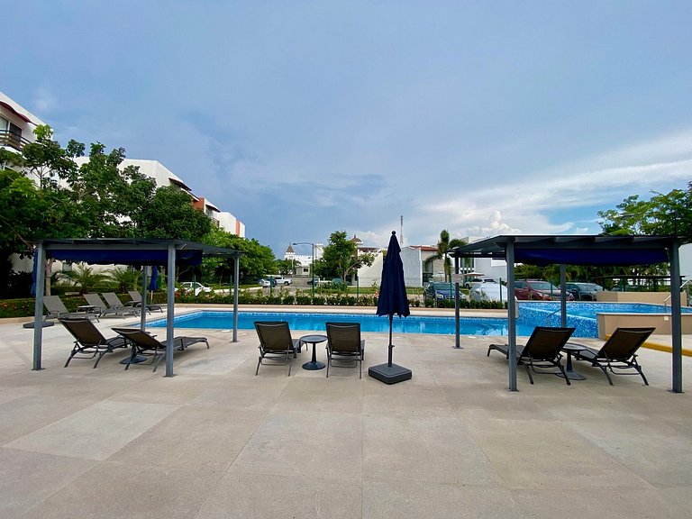 Balcony, Pool & Gym Access Near Vidanta World