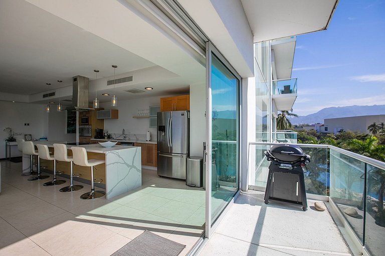 Ocean View Terrace, Infinity Pool & Beach Access