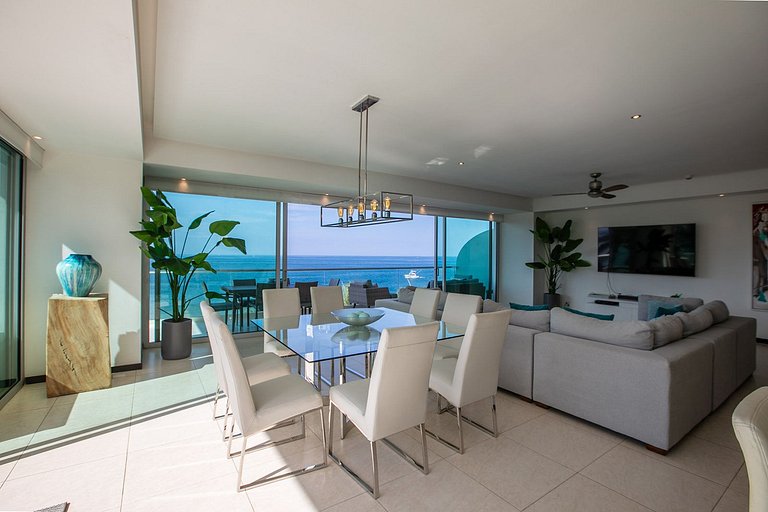 Condominio frente al mar con alberca infinity y vista