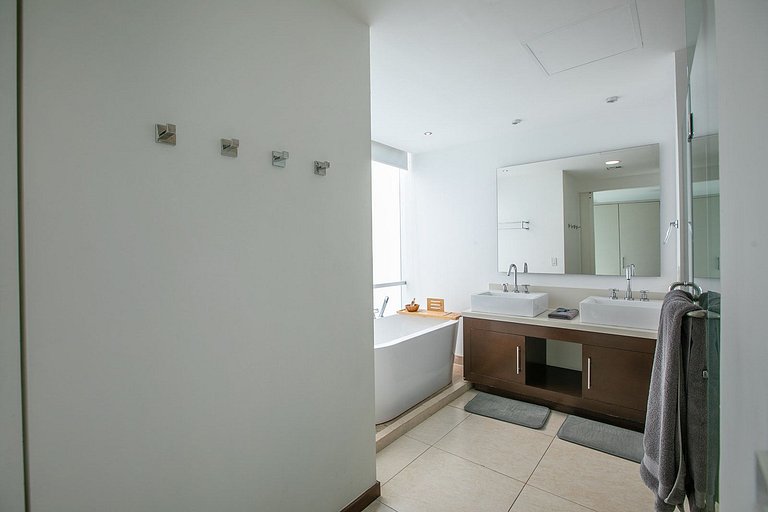 Condominio frente al mar con alberca infinity y vista