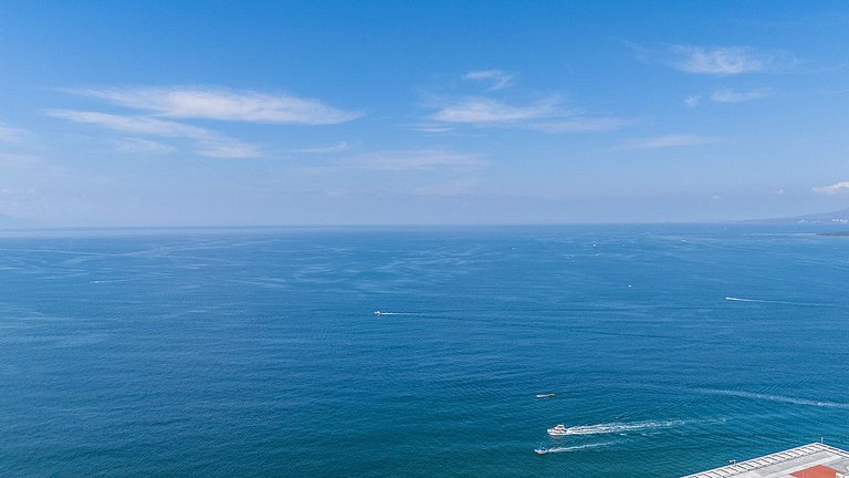 Condominio frente al mar con alberca infinity y vista