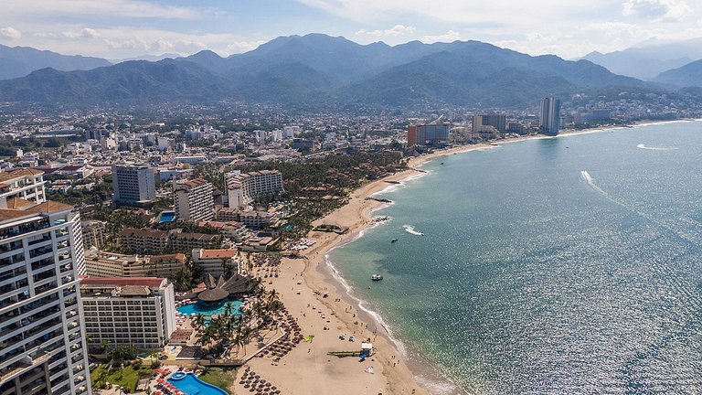 Condominio frente al mar con alberca infinity y vista