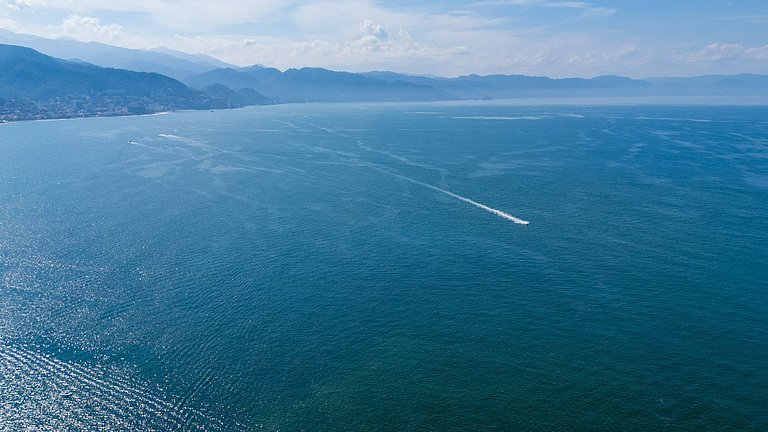 Condominio frente al mar con alberca infinity y vista