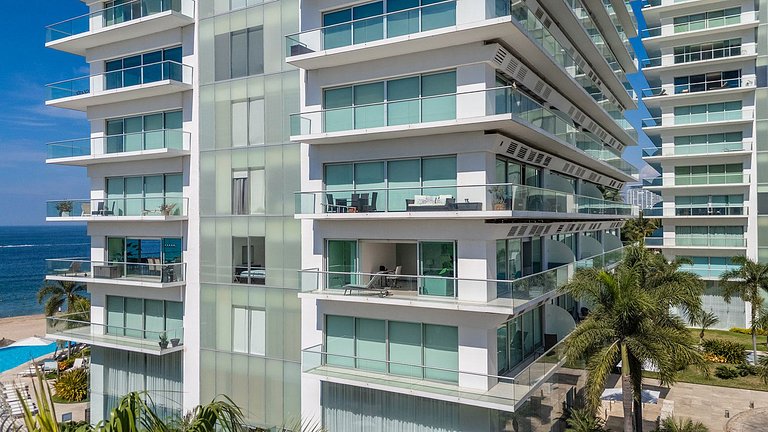 Condo Frente al Mar · Terraza, Alberca y Playa