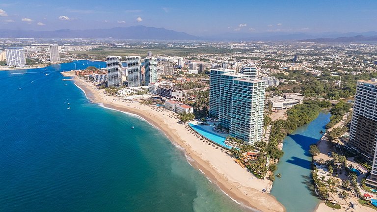 Condominio frente al mar con alberca infinity y vista